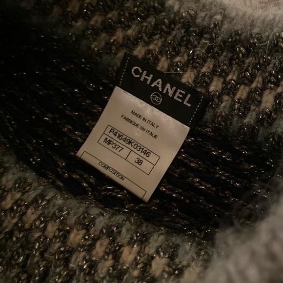 CHANEL authentic knit dress​ - Picture 4 of 8